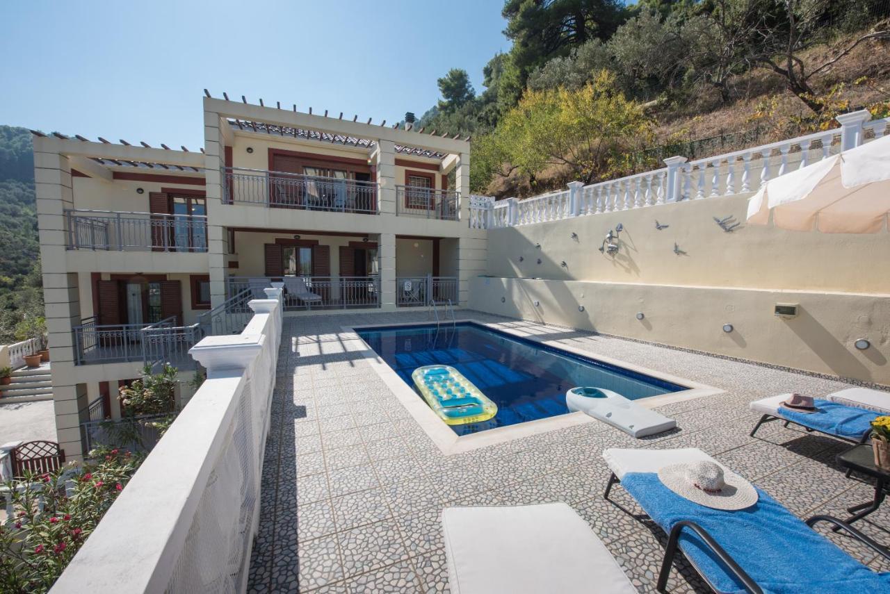 Gallis Villa Pefkias Экстерьер фото